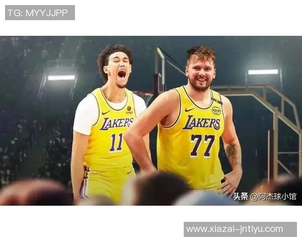 东契奇调侃海斯骑车太危险呼吁大家佩戴头盔安全出行